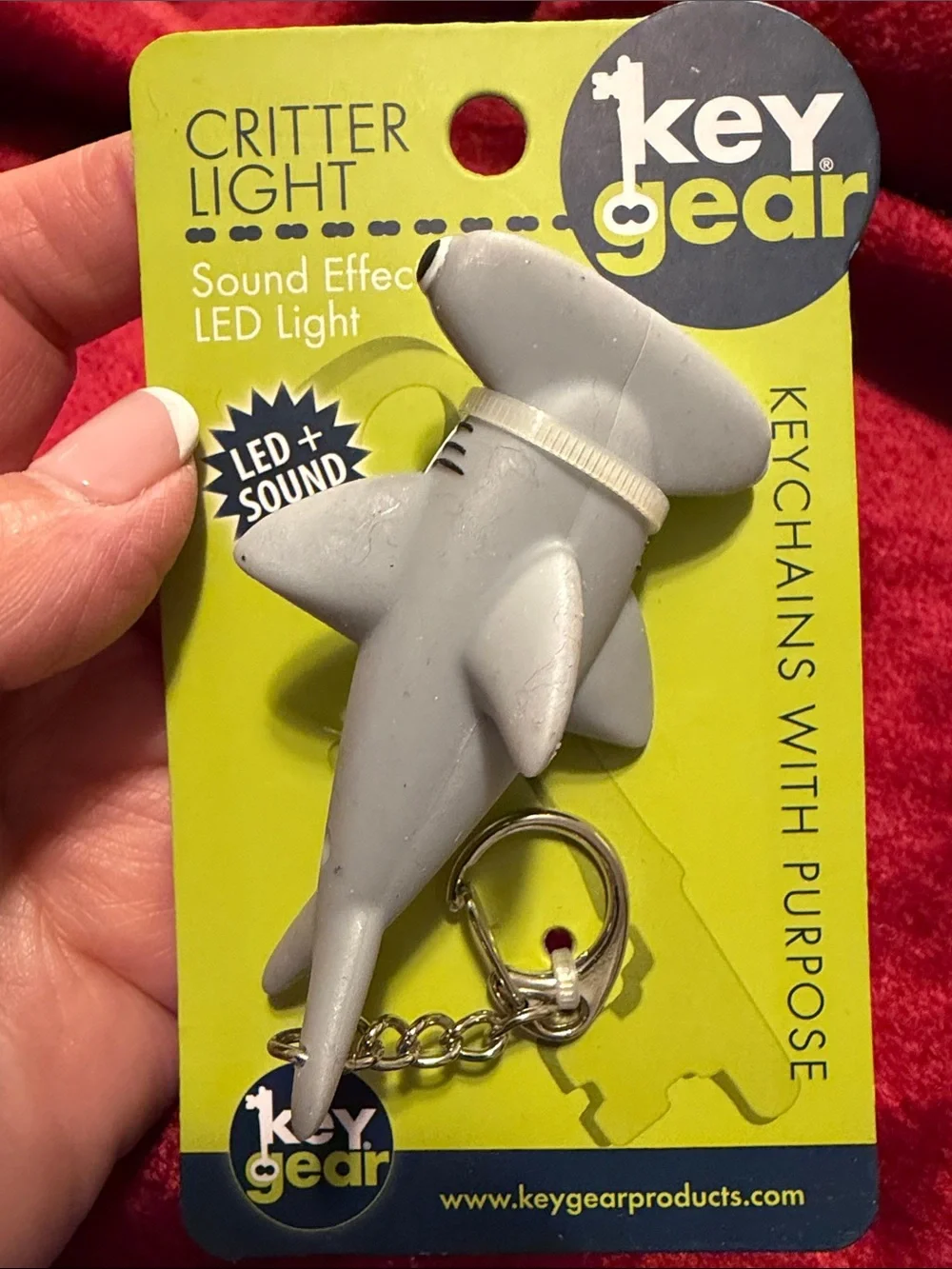 Key Gear NEW Shark LED Light/sound keychain has plastic tab to activate battery